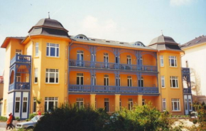 Гостиница Appartmenthaus Sonnenresidenz I  Кюлунгсборн